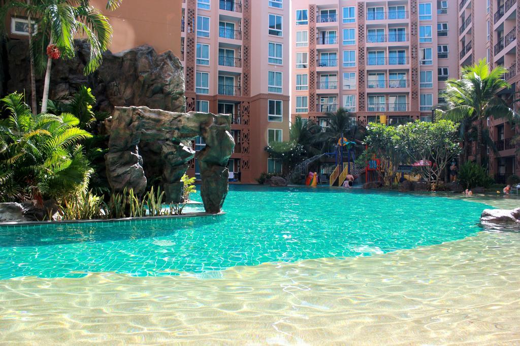 Atlantis Condo Resort Джомтьєн-Біч Номер фото